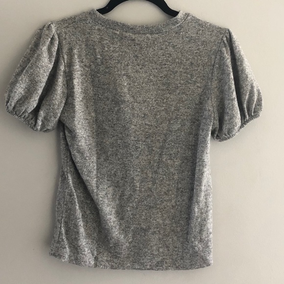 ZARA SOFT GREY PUFF SLEVE TSHIRT - Picture 2 of 3